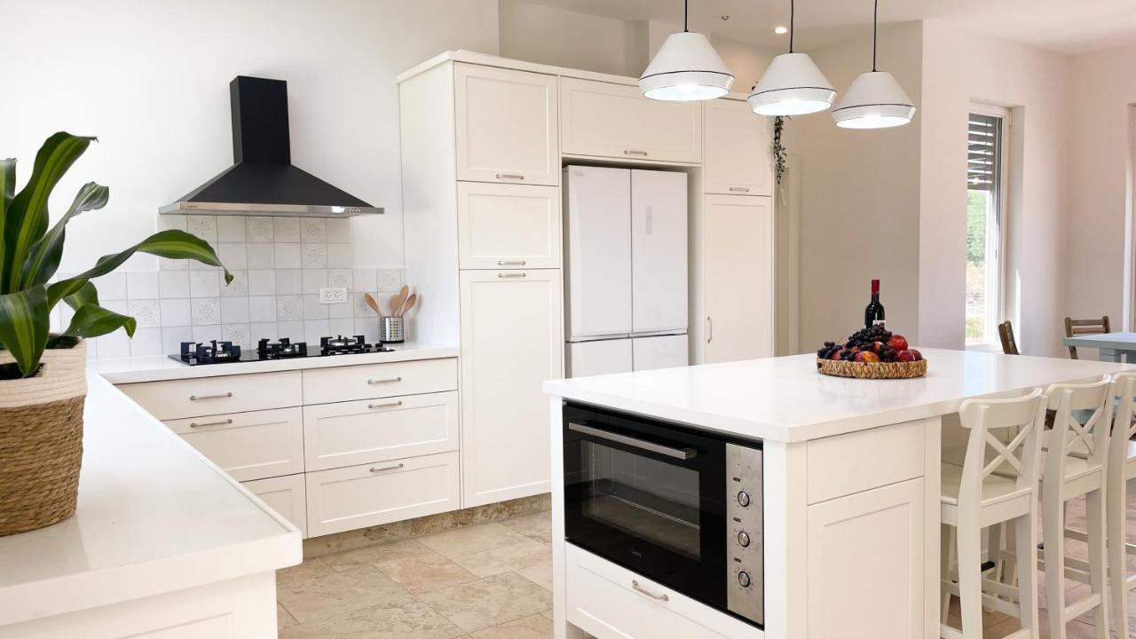 הבית הלבן בכפר בלום Villa Eksteriør bilde