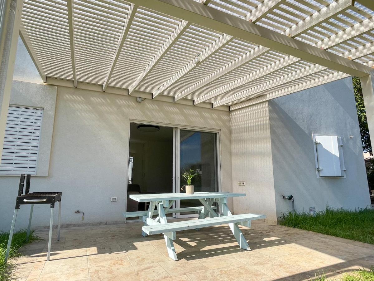 הבית הלבן בכפר בלום Villa Eksteriør bilde